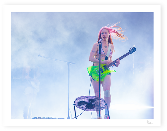 Wet Leg - Rhian Teasdale 13